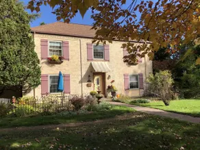 Munro Manor Lodging - Image 1
