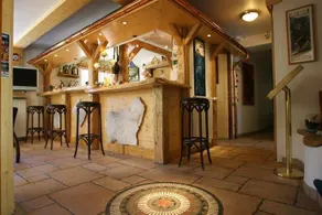 Hôtel La Roseraie - Image 3