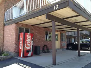 Thunderbird Motor Inn - Image 3
