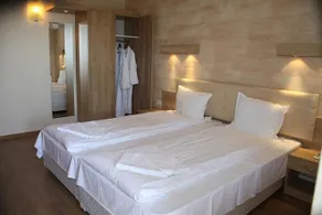 Raya Guest House - Image 4