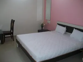 Treebo Trip Hotel Sai International - Image 4