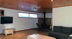 Romantic Getaway with Spa and Wifi - Pet Friendly - Image 5