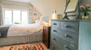 Long Meadow - Image 4