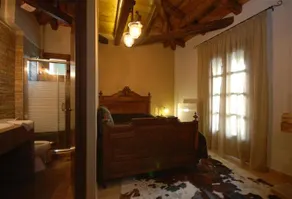 Kyrani Guesthouse - Image 4