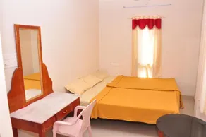 Able Residency Hotel - Image 4