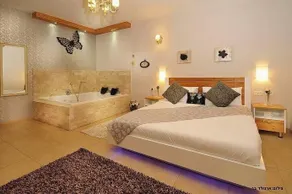 Paradise In The Heights - Image 2