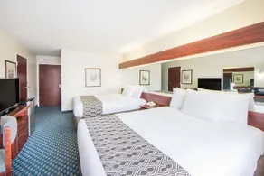 Microtel Inn & Suites by Wyndham Tulsa East - Image 5