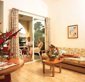 Duquesa Apartaments - Image 2