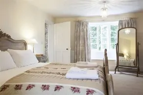 Home Farm Cottage - Image 4