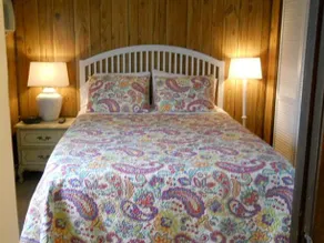 Driftwood Motel - Image 4