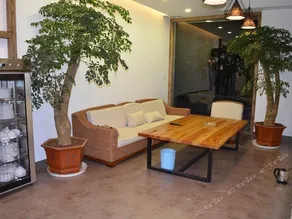 Yier Lake View Hostel - Image 3