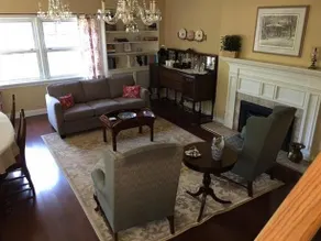 The Byron House - Image 5