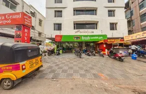 Hotel Riya Grand - Image 5