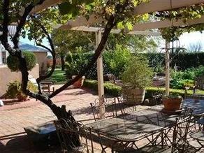 OAKFIELD GUESTHOUSE - Image 3