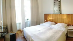 Karl Marx Hostel - Image 2