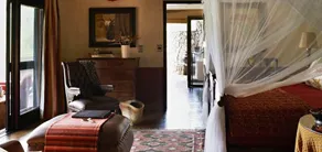 Ebony Lodge - Image 5