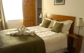 River Lodge B&B - Image 2