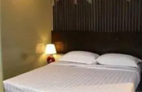 JADE HOTEL - Image 2