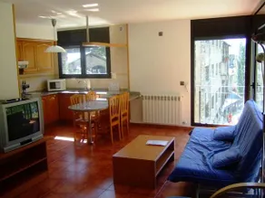 Caprici Apartaments - Image 5