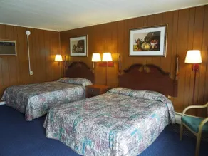 Cocoa Motel - Image 4