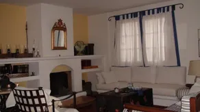 Loukas House - Image 5