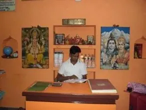 Old Yogi Lodge - Image 2