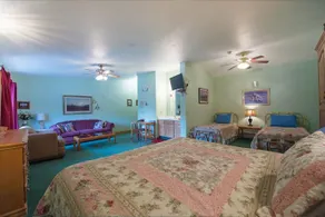 Alaska House of Jade Bed and Breakfast - Image 5