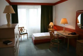 Hotel Training - Image 3