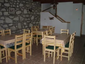 Hegyalja Gyöngyszeme Panzió - Image 3