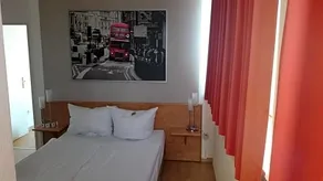 Novostar Hotel Kassel - Image 3