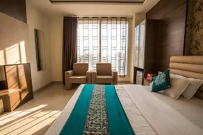 Oyo 4119 Hotel King Palace - Image 5