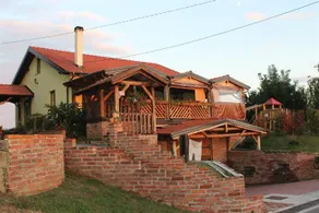 Rooms & Apartment Vinia - Image 2