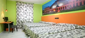 JC Rooms Puerta del Sol - Image 5