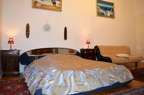 Veres Palne Central Apartments - Image 3