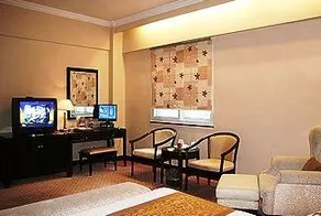 Ju Chun Yuan Hotel - Image 5