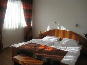 Bliestal Hotel - Image 3