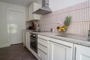 La Suisse Serviced Apartments - Image 2