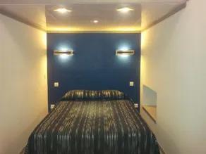 Hotel Cresp - Image 2