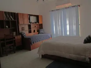 Seaview Guesthouse - Image 5