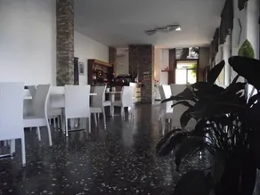 Hotel Monique - Image 4