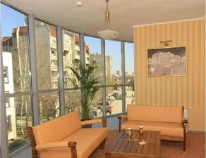 Hotel Vienna - Image 2