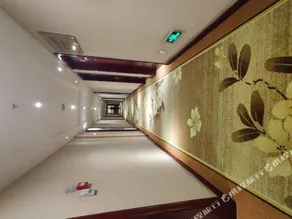 Taishan Royal Hotel - Image 5