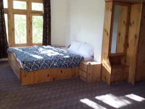 Zagoo Deluxe Guest House - Image 4