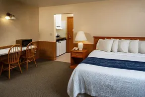 Ephraim Shores Resort - Image 3