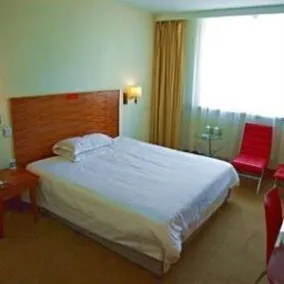 Civil Aviation Hotel - Harbin - Image 4