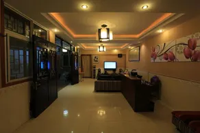 Fenghuang Ancient City Jiaxing Inn - Image 3