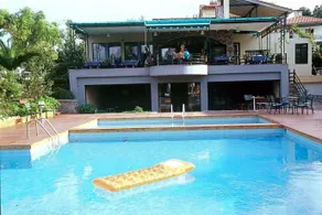 Giannikos Hotel - Image 2