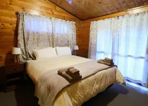 Mountain Rd Holiday Home - Image 1