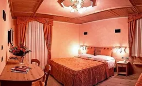 Jolly Dimaro Bed and Breakfast Rooms, Apartments - Image 3