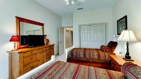 South Beach Village 111 10th - Image 4